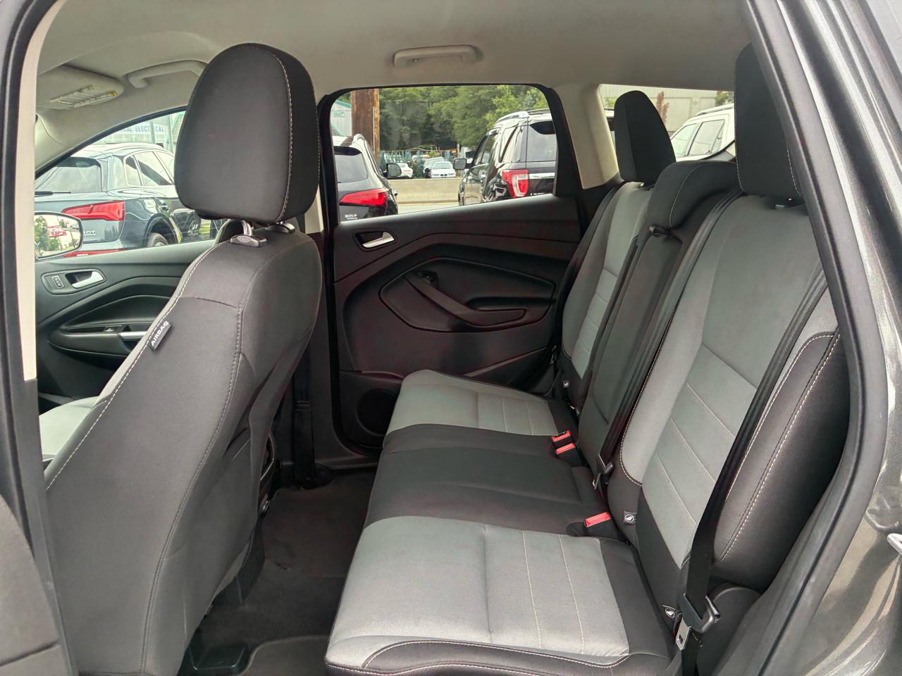 Ford Escape SE FWD 2016