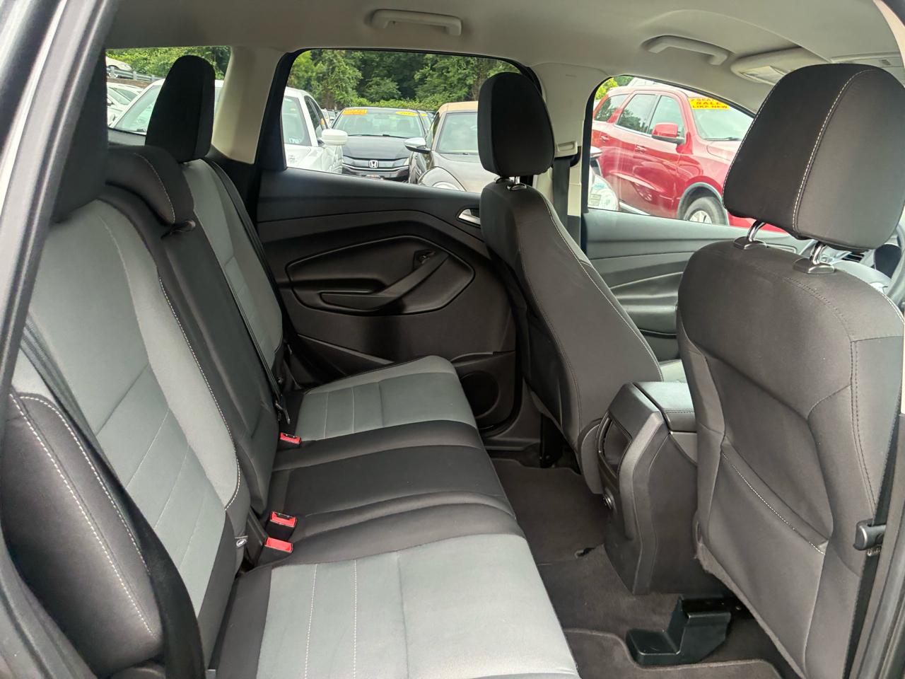 Ford Escape SE FWD 2016