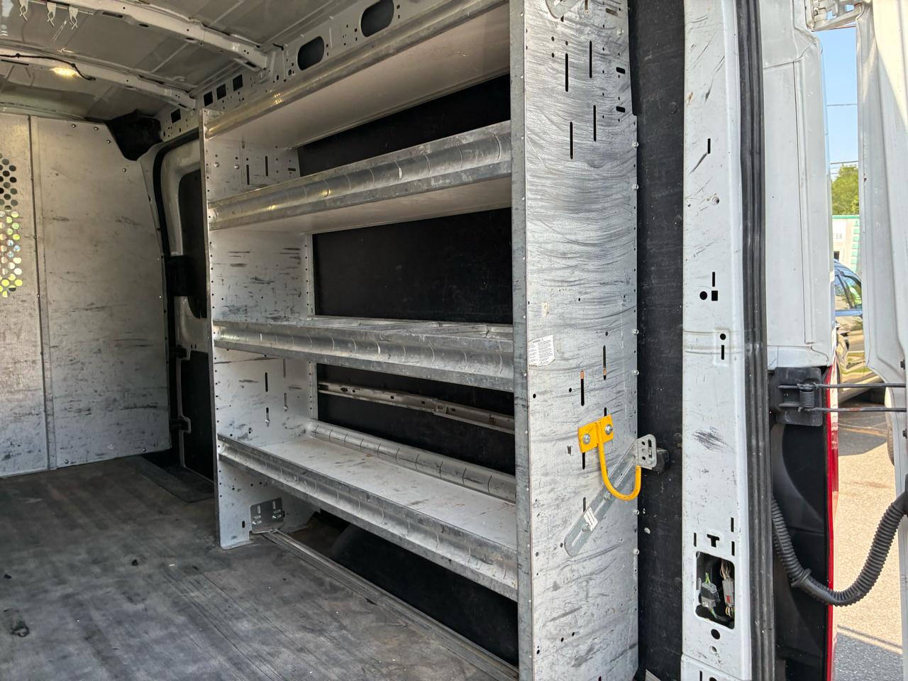 Ford Transit 350 Van Med. Roof w/Sliding Pass. 148-in. WB 2016