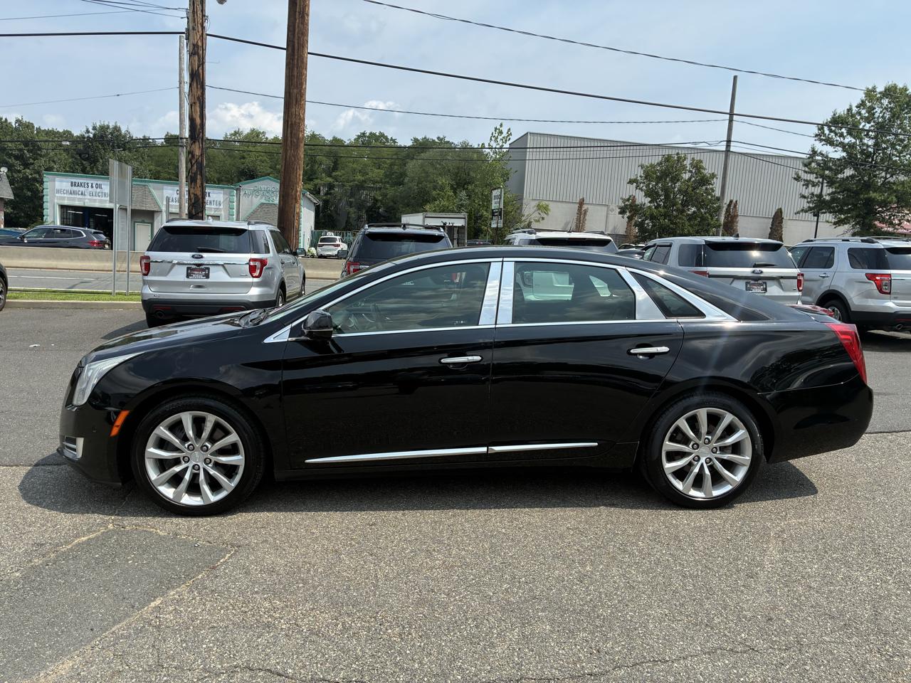Cadillac XTS Luxury FWD 2017