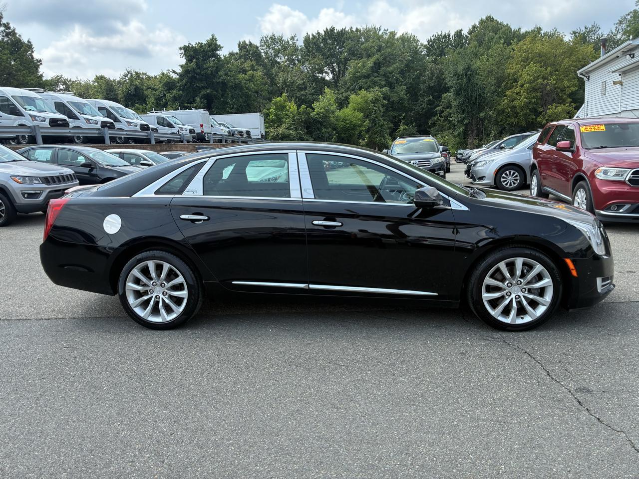 Cadillac XTS Luxury FWD 2017
