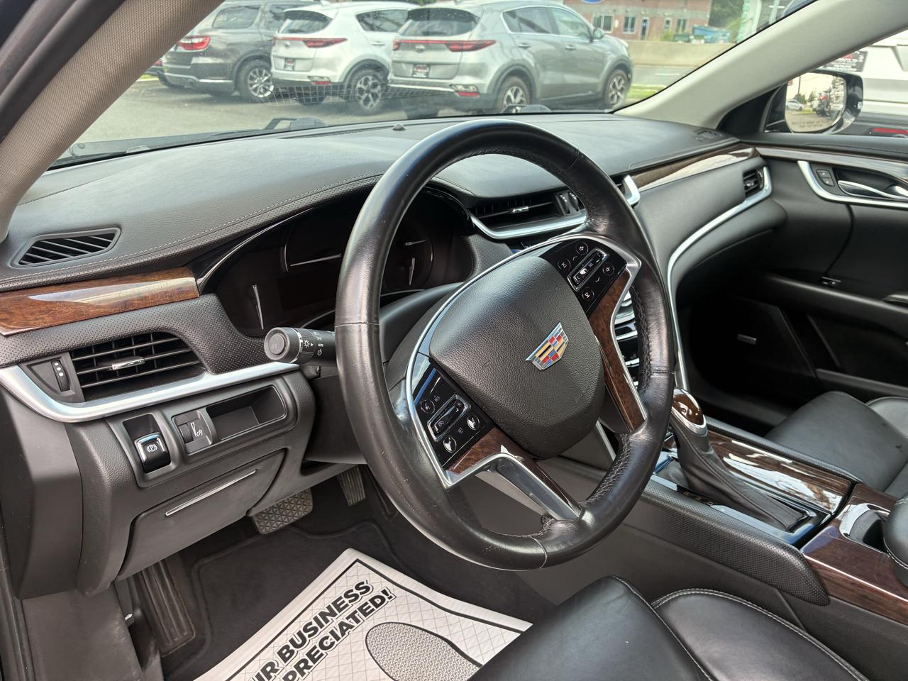 Cadillac XTS Luxury FWD 2017