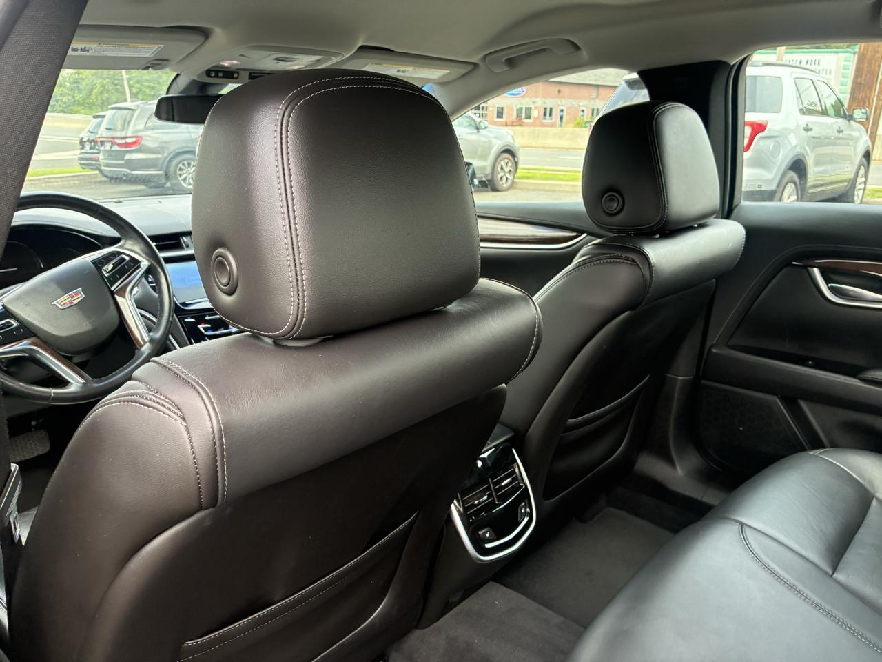 Cadillac XTS Luxury FWD 2017