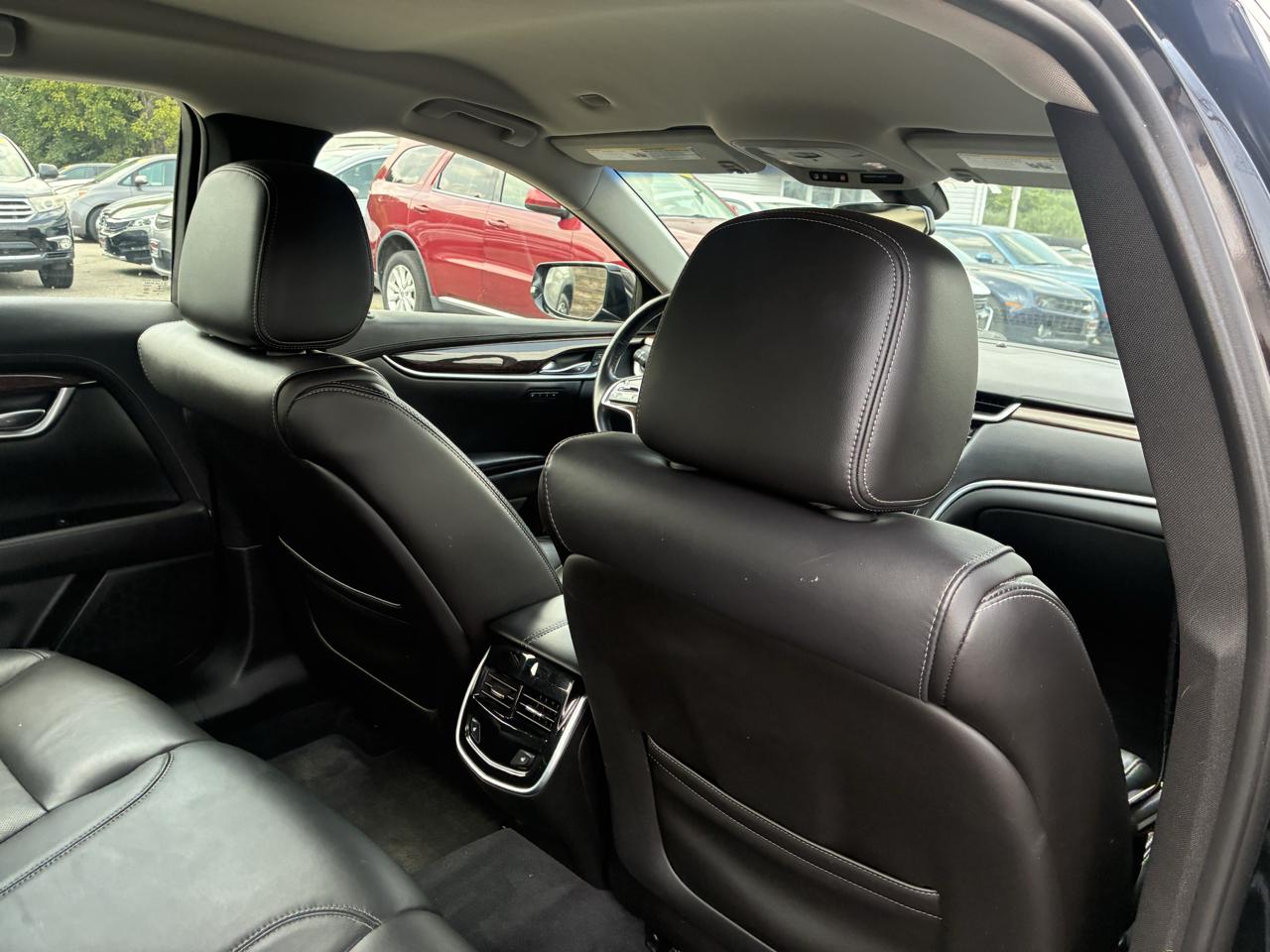 Cadillac XTS Luxury FWD 2017
