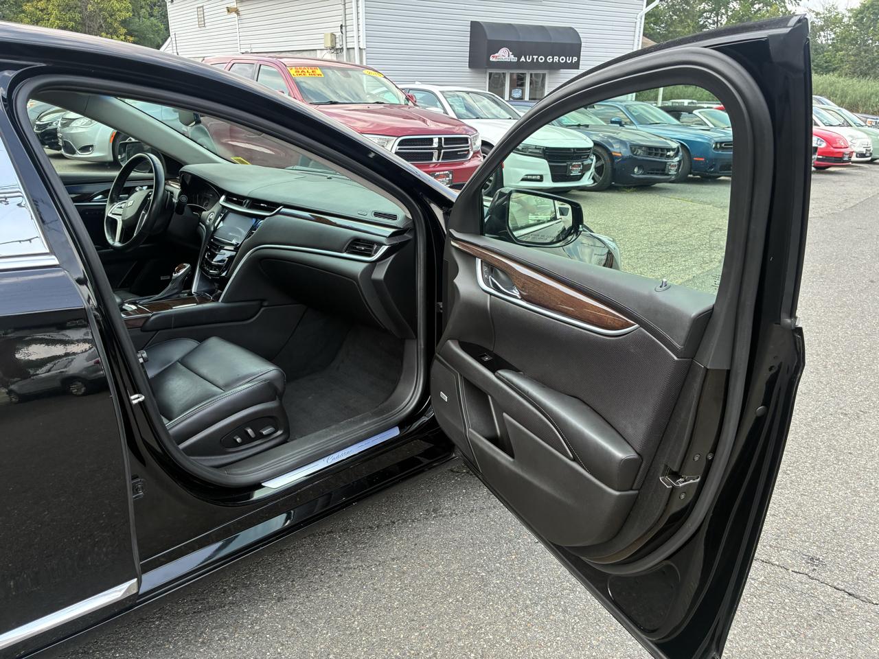 Cadillac XTS Luxury FWD 2017