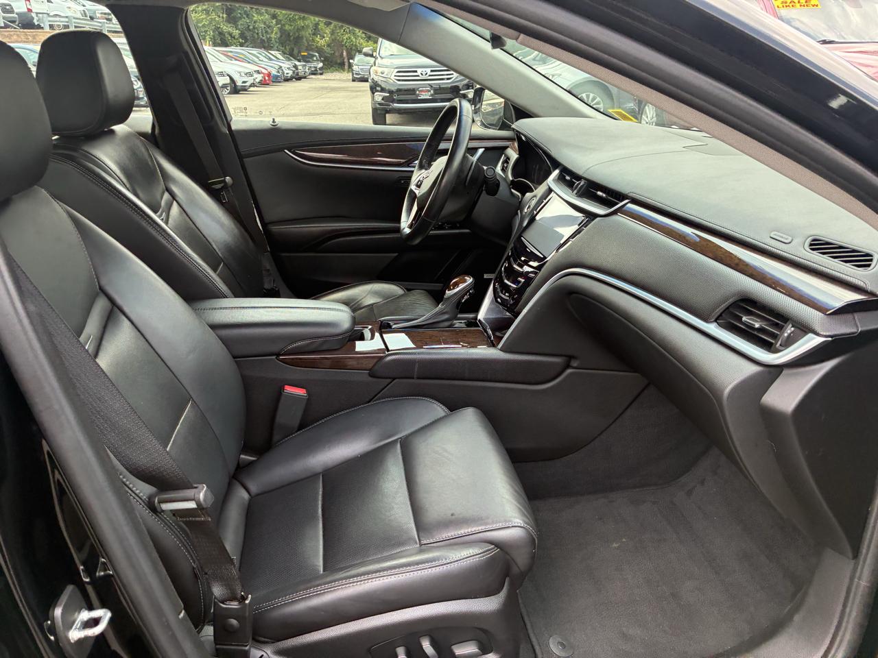 Cadillac XTS Luxury FWD 2017