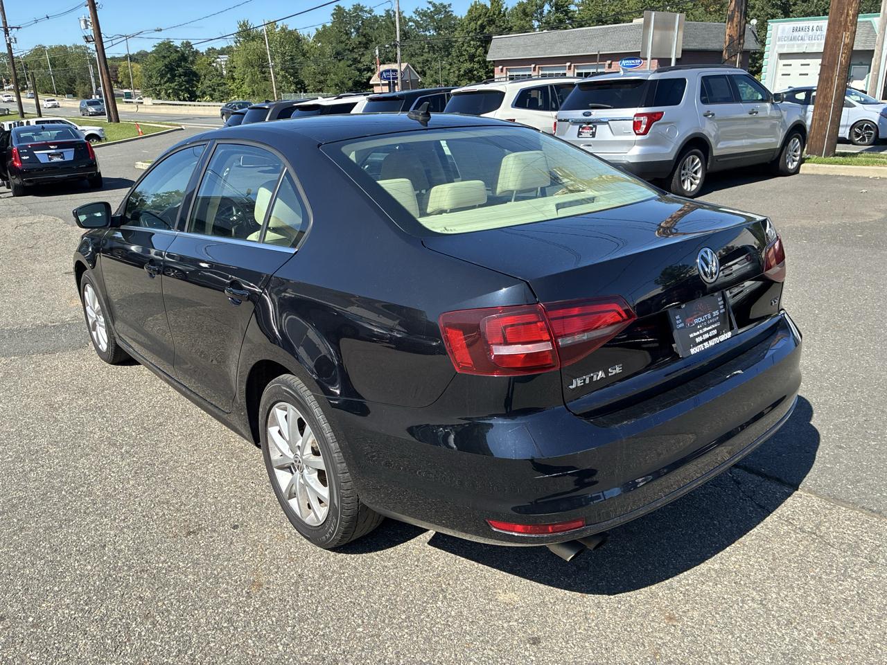 Volkswagen Jetta 1.4T SE 6A 2017