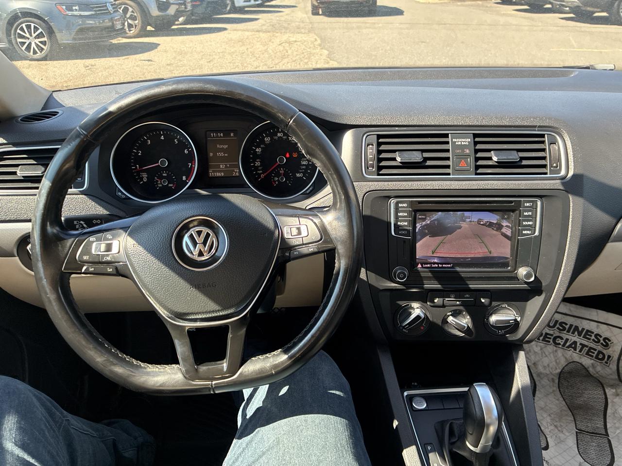Volkswagen Jetta 1.4T SE 6A 2017