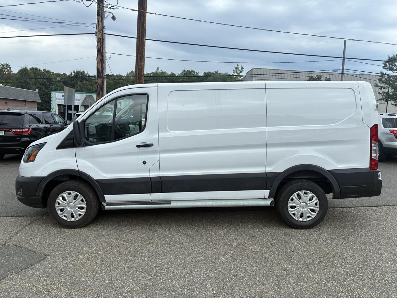 Ford Transit 250 Van 2025