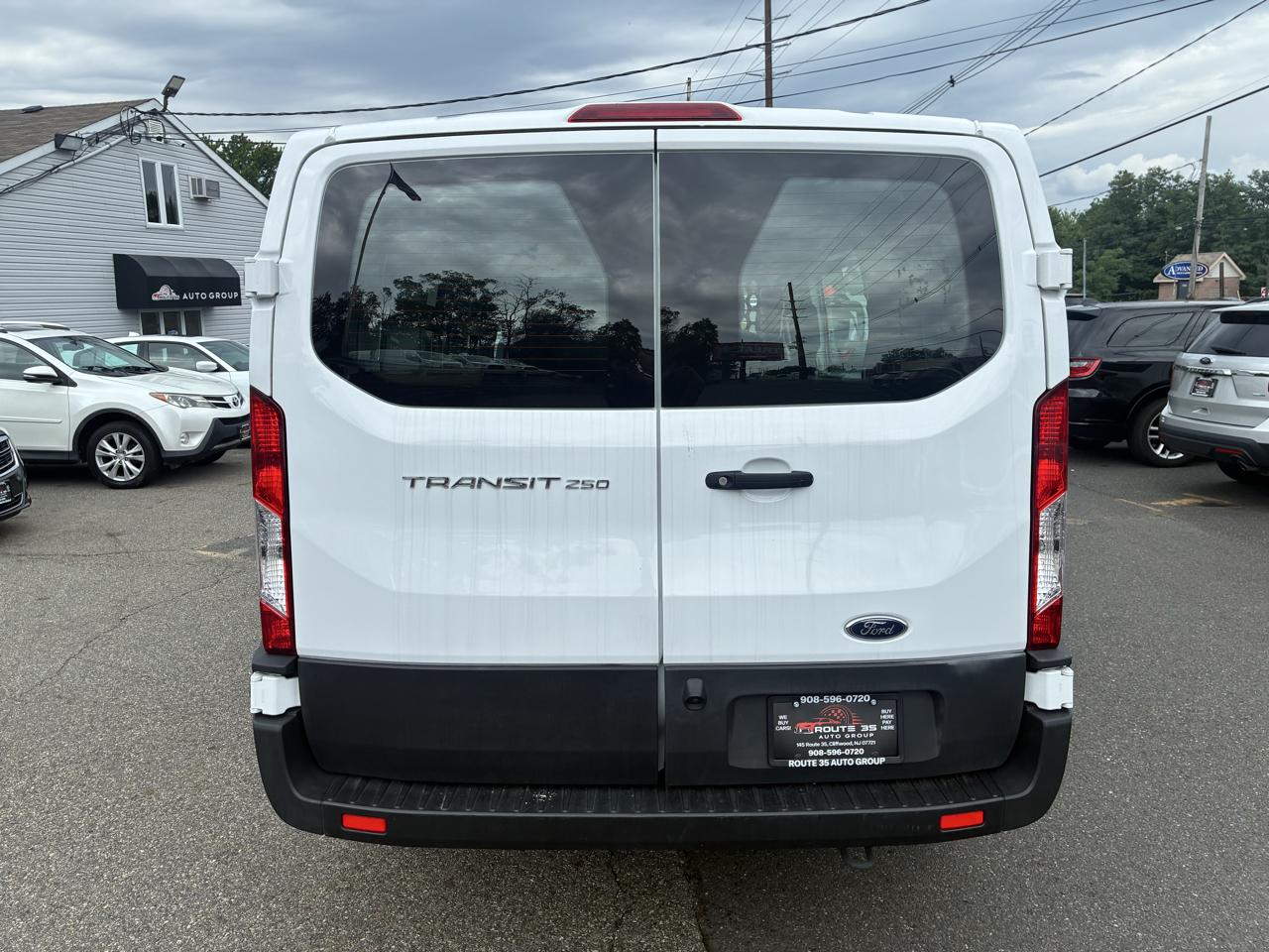 Ford Transit 250 Van 2025
