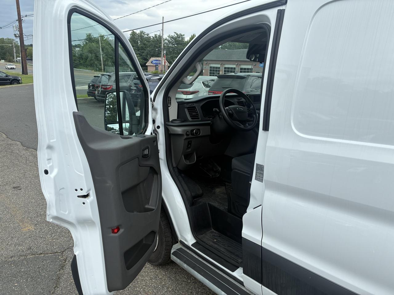 Ford Transit 250 Van 2025