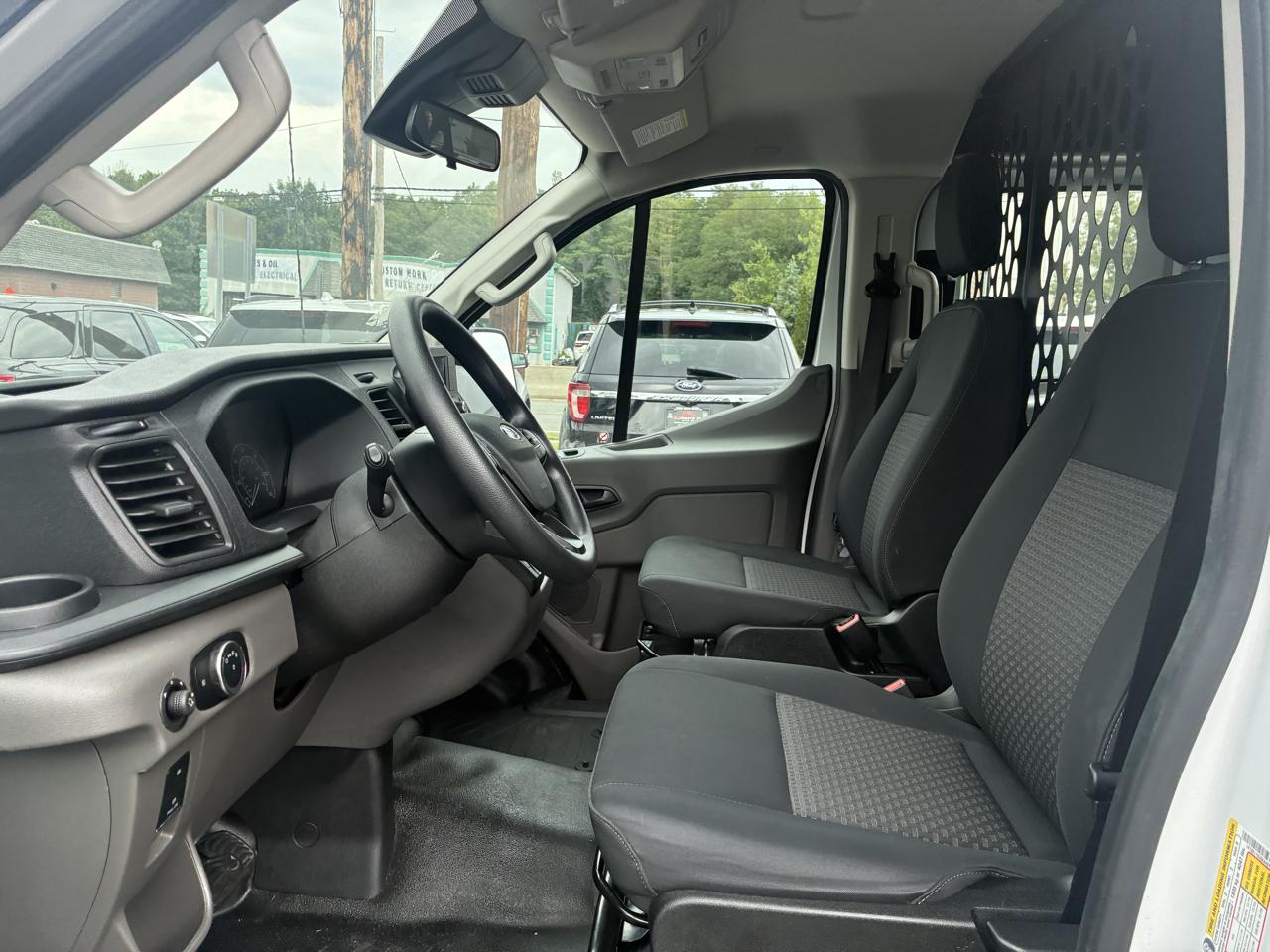 Ford Transit 250 Van 2025