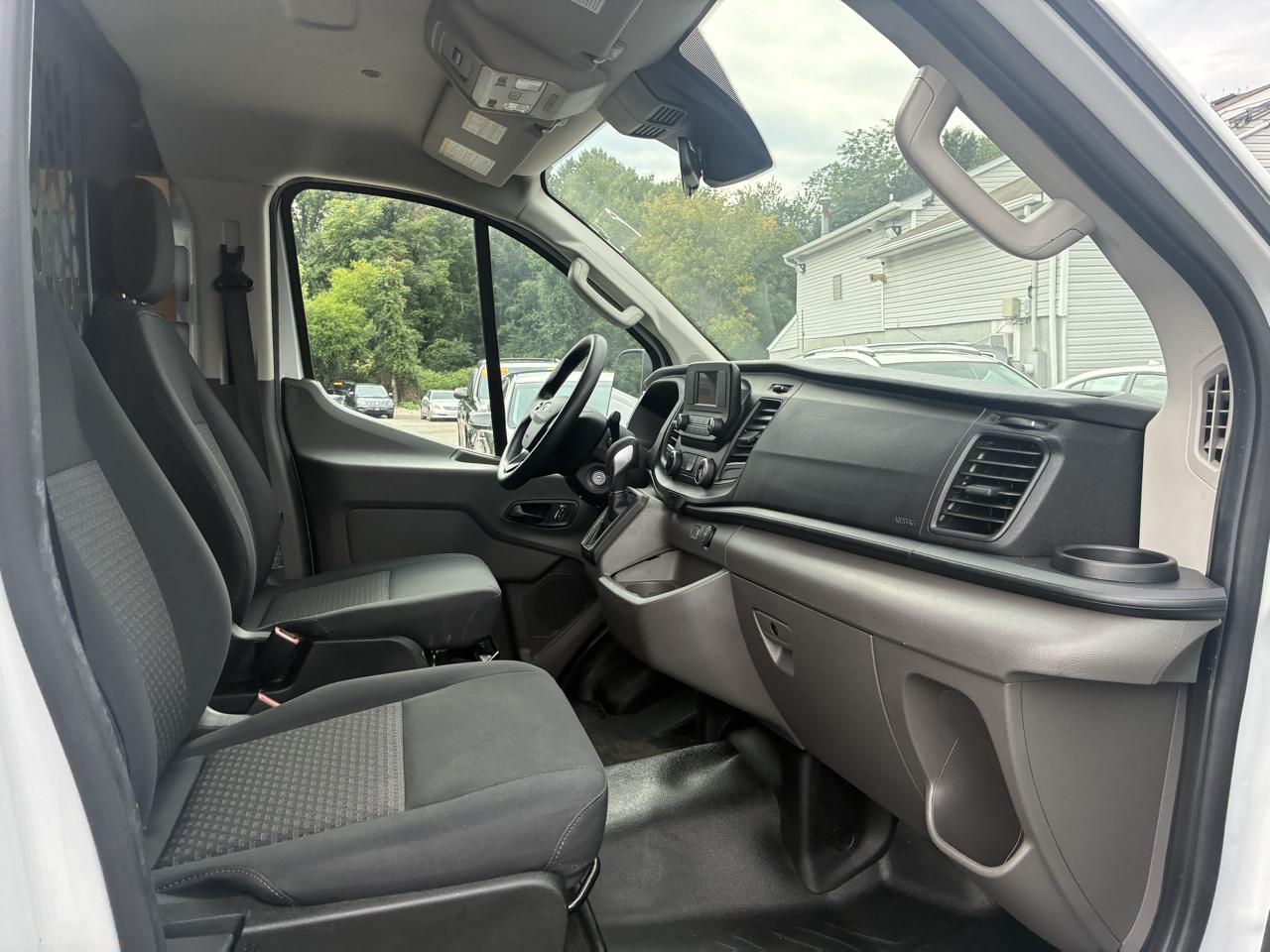 Ford Transit 250 Van 2025