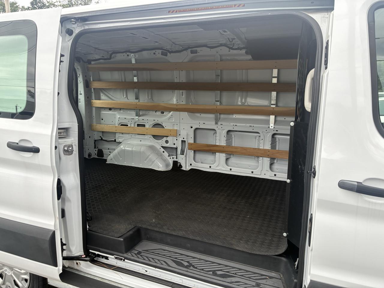 Ford Transit 250 Van 2025
