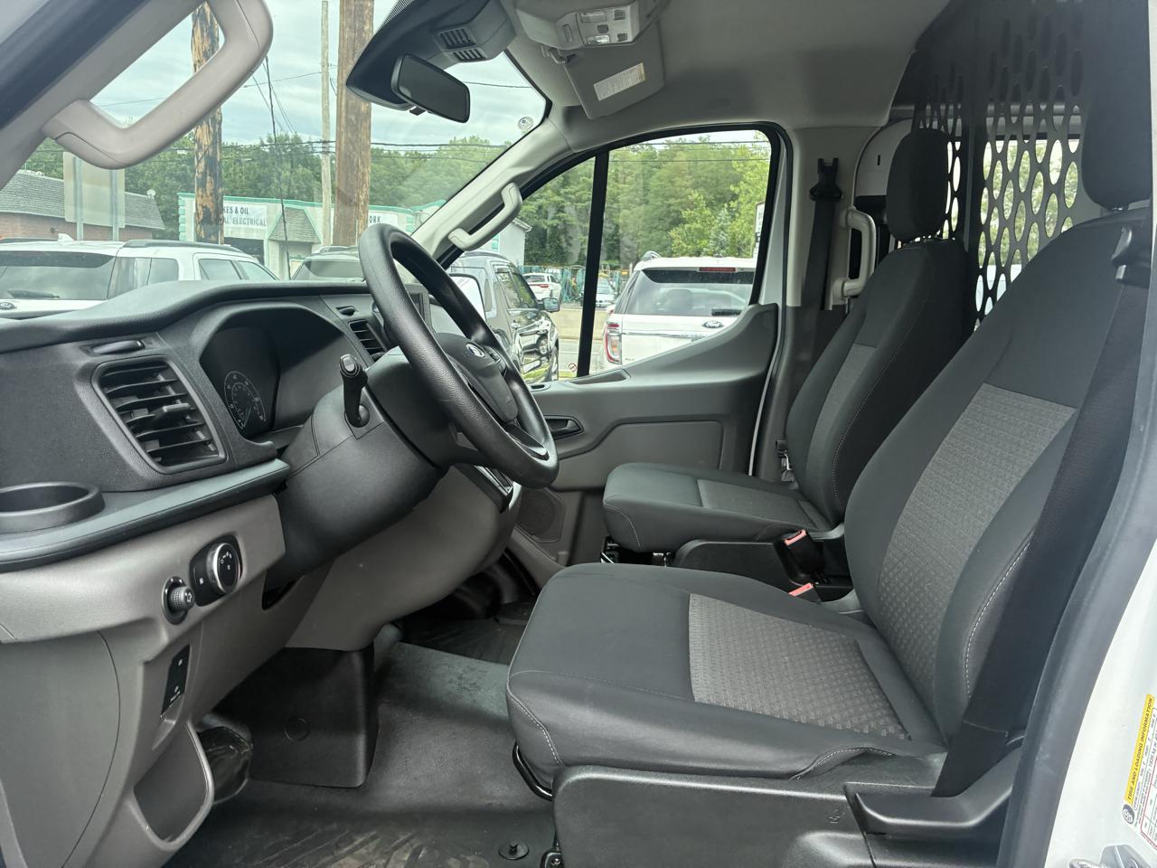Ford Transit 250 Van 2025