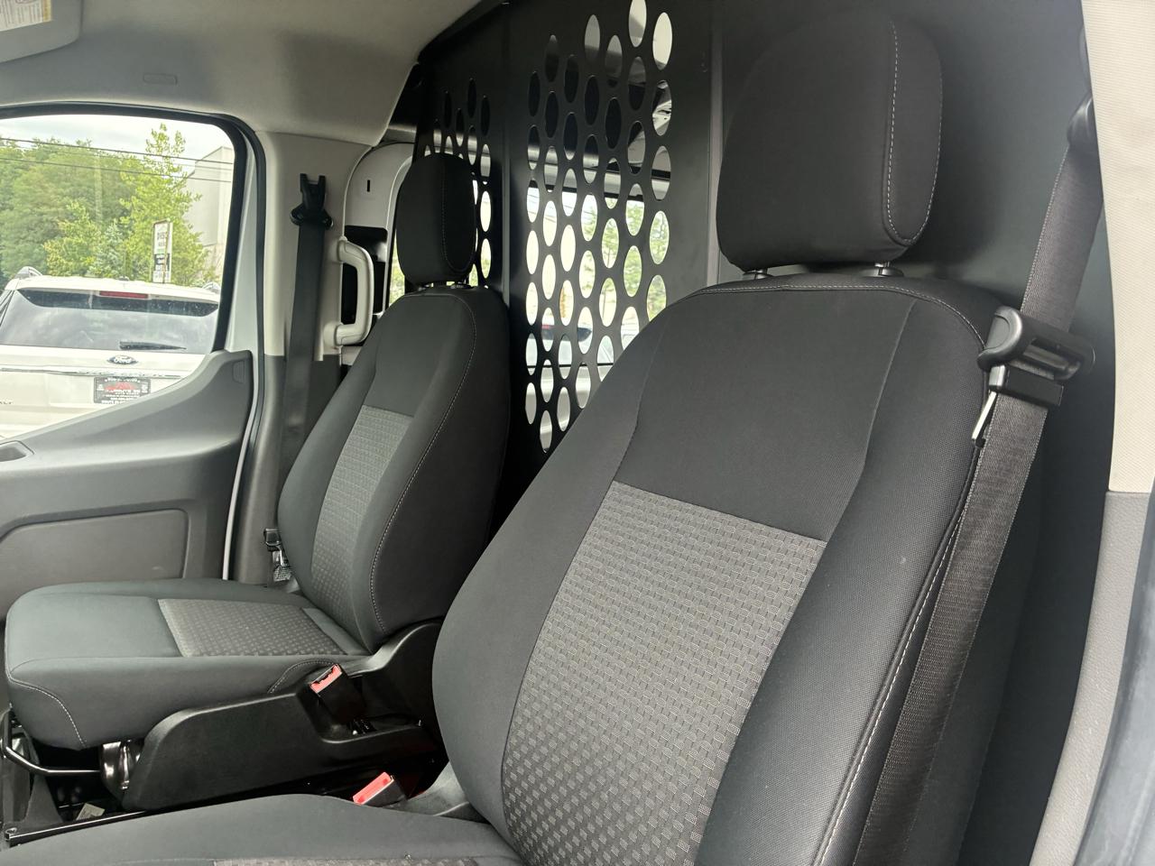 Ford Transit 250 Van 2025
