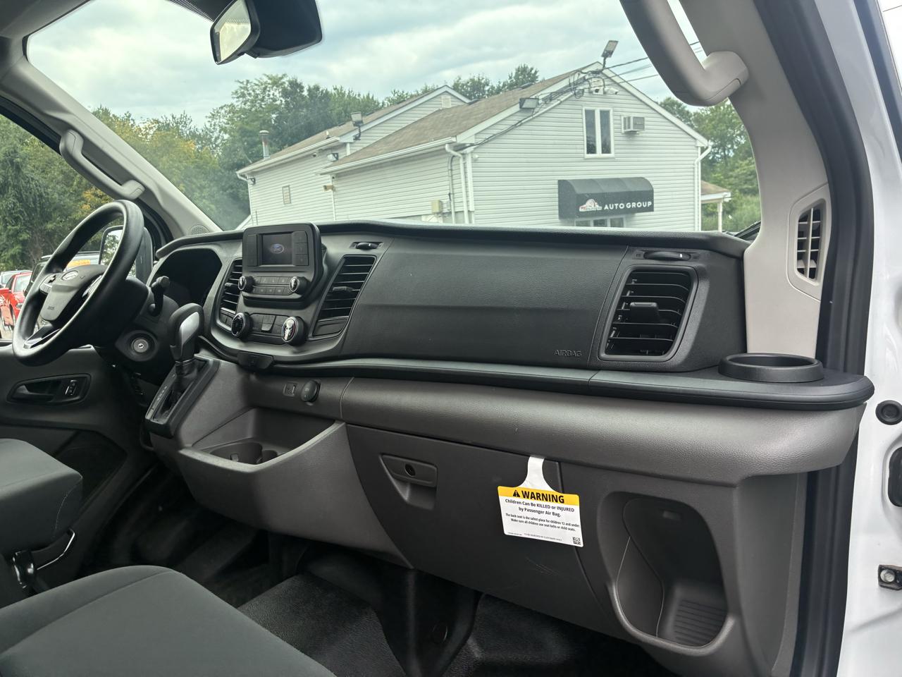Ford Transit 250 Van 2025
