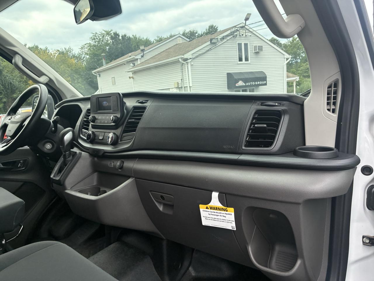 Ford Transit 250 Van 2025