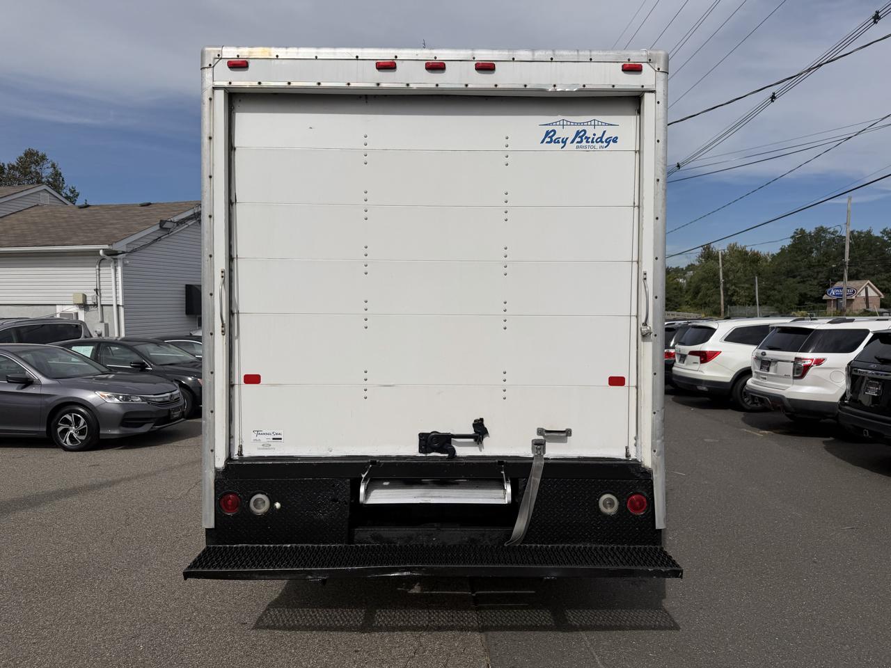 Ford Econoline E-350 Super Duty 2013