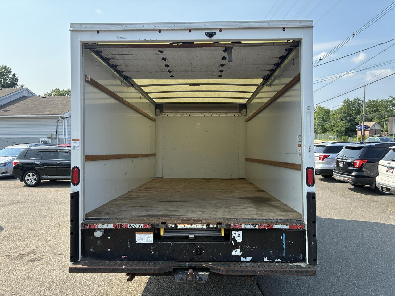GMC Savana G3500 177 in. 2021