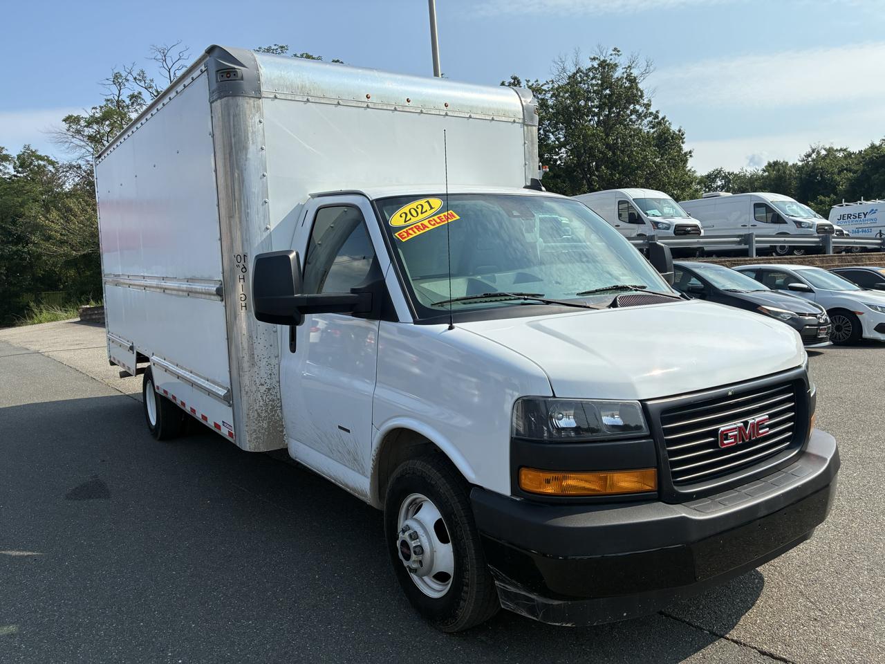 GMC Savana G3500 177 in. 2021