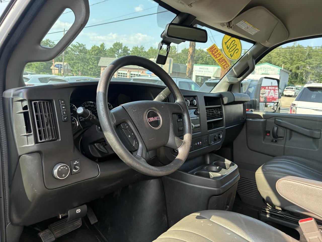 GMC Savana G3500 177 in. 2021