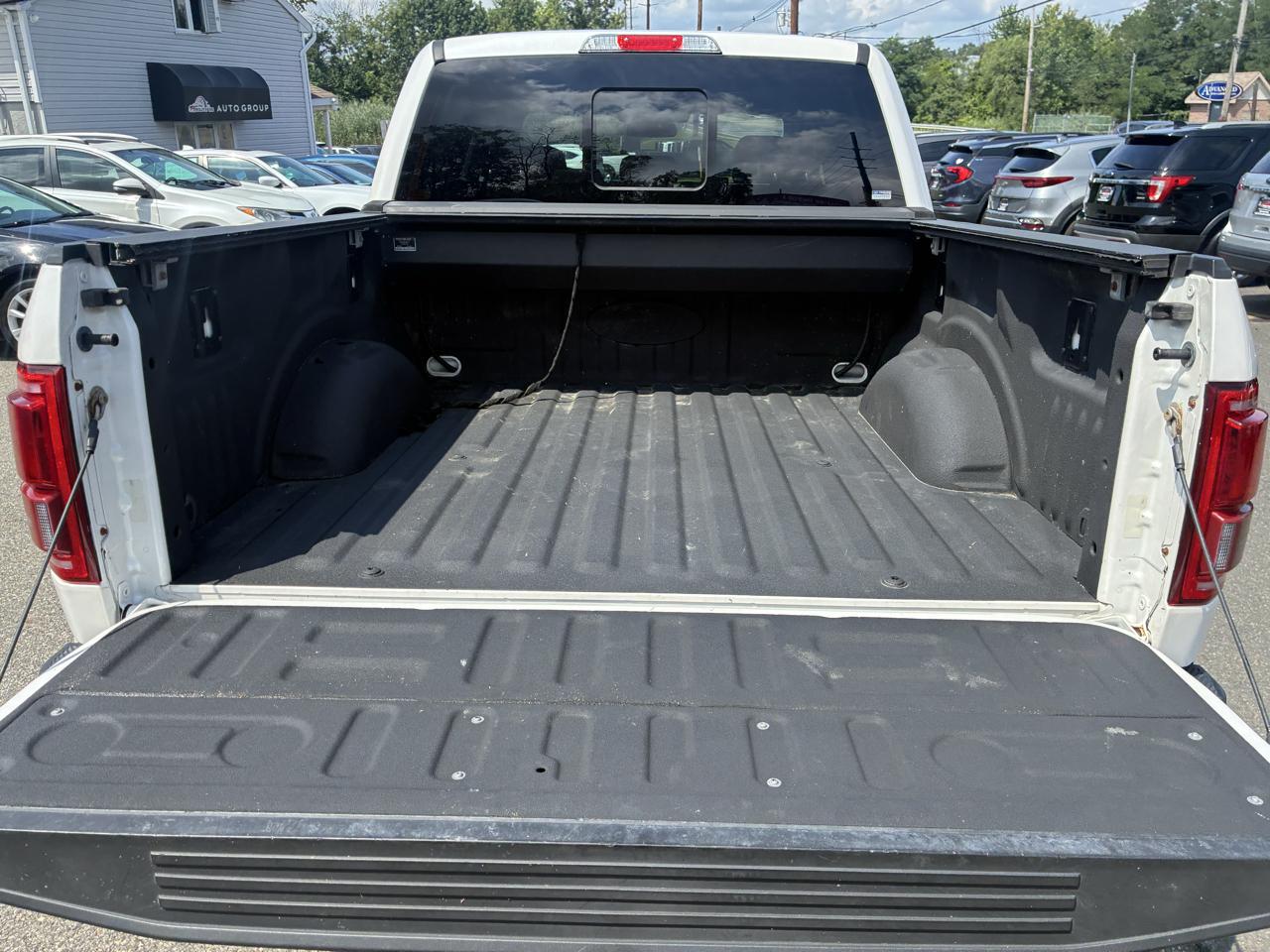 Ford F-150 Lariat SuperCrew 5.5-ft. Bed 4WD 2016
