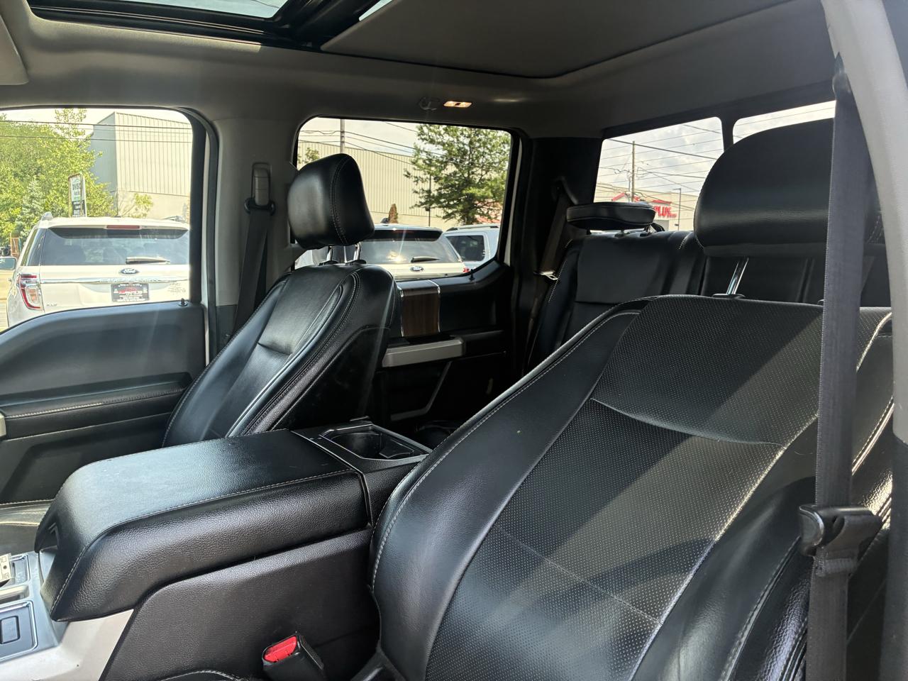 Ford F-150 Lariat SuperCrew 5.5-ft. Bed 4WD 2016