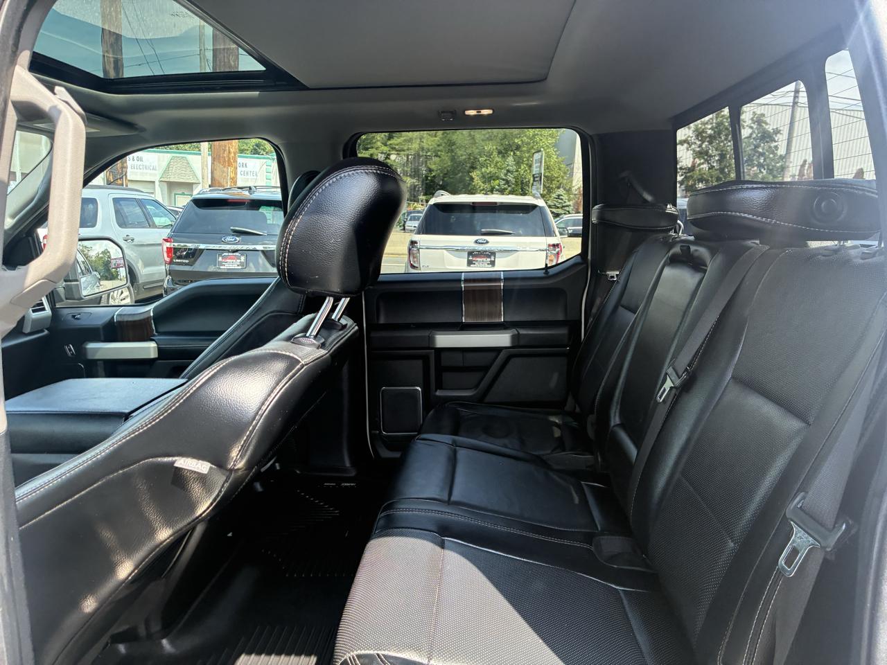 Ford F-150 Lariat SuperCrew 5.5-ft. Bed 4WD 2016
