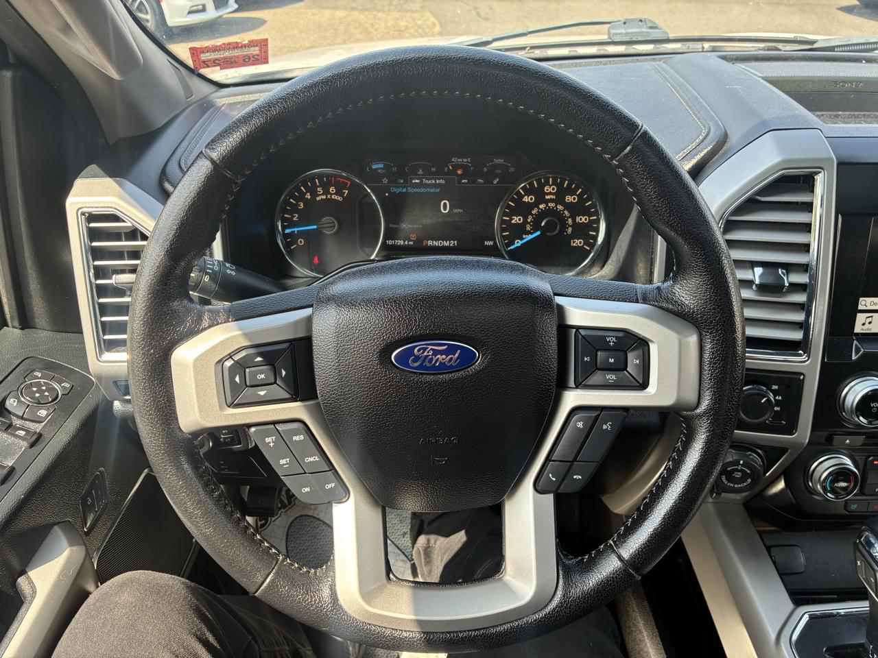 Ford F-150 Lariat SuperCrew 5.5-ft. Bed 4WD 2016