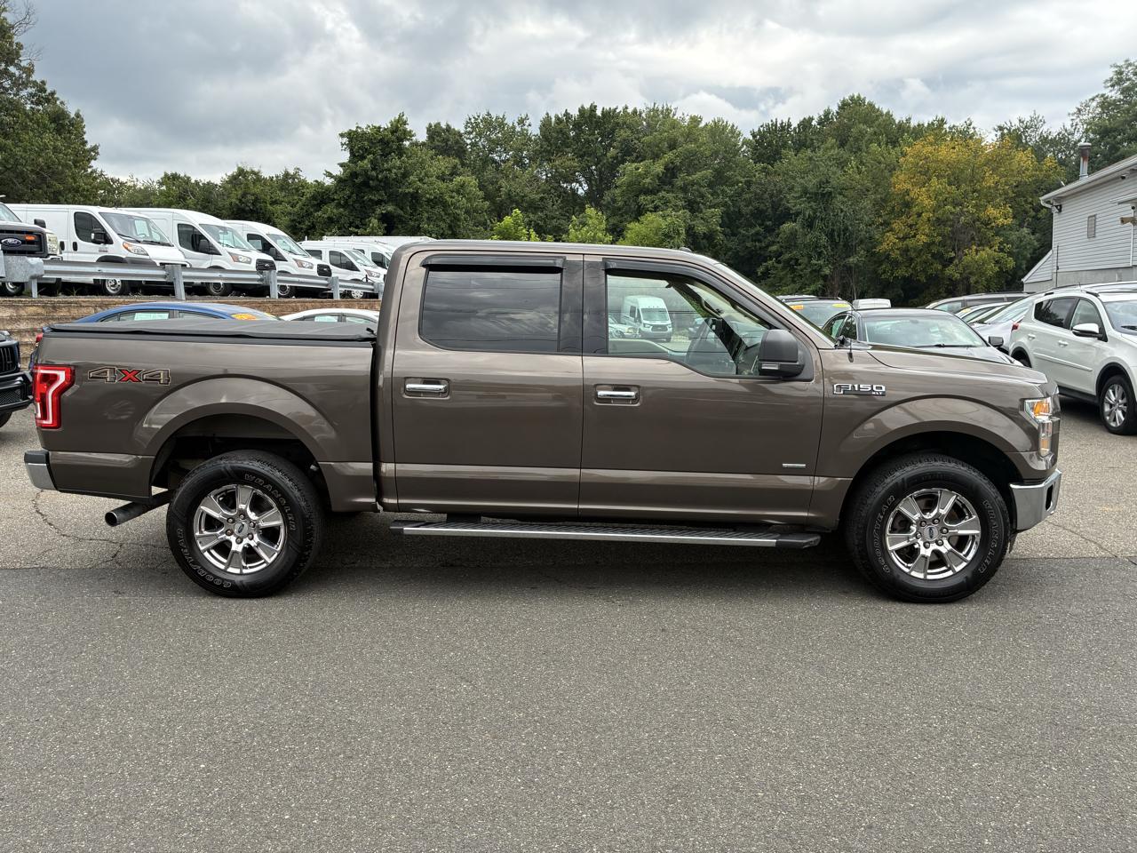 Ford F-150 XLT SuperCrew 5.5-ft. Bed 4WD 2015