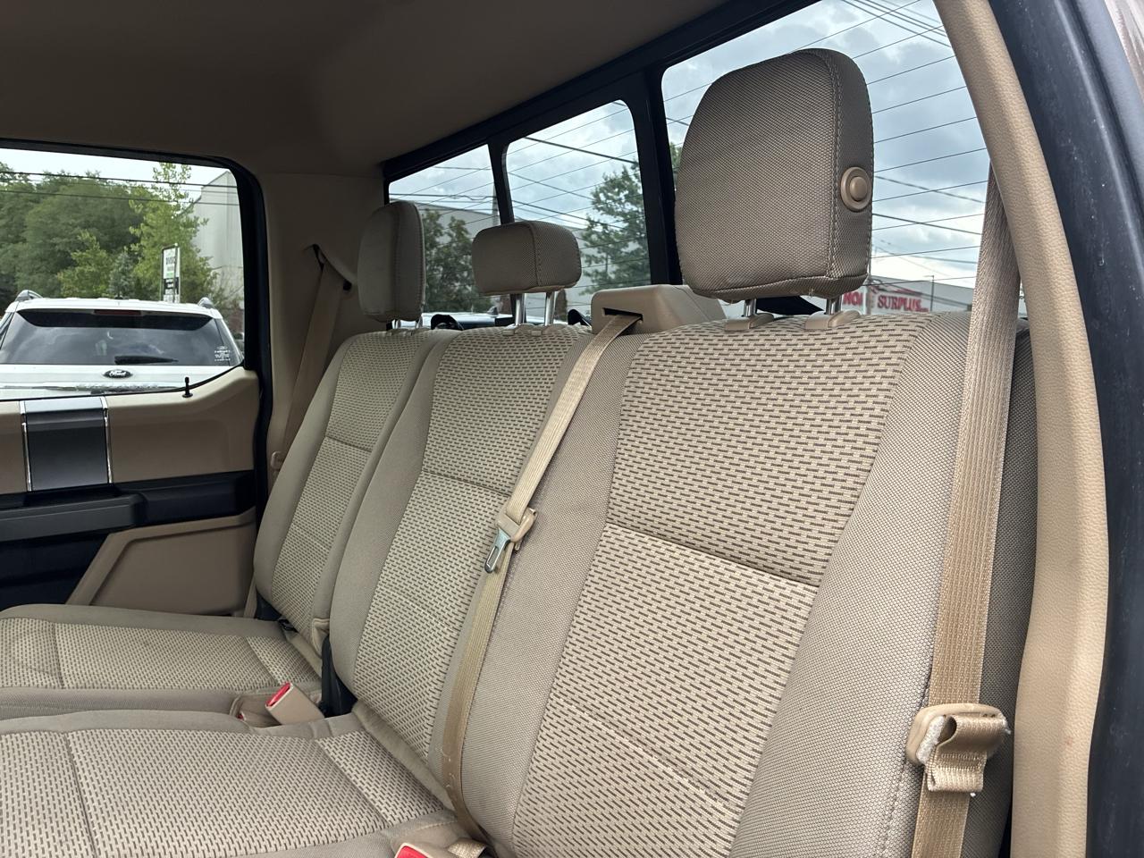 Ford F-150 XLT SuperCrew 5.5-ft. Bed 4WD 2015