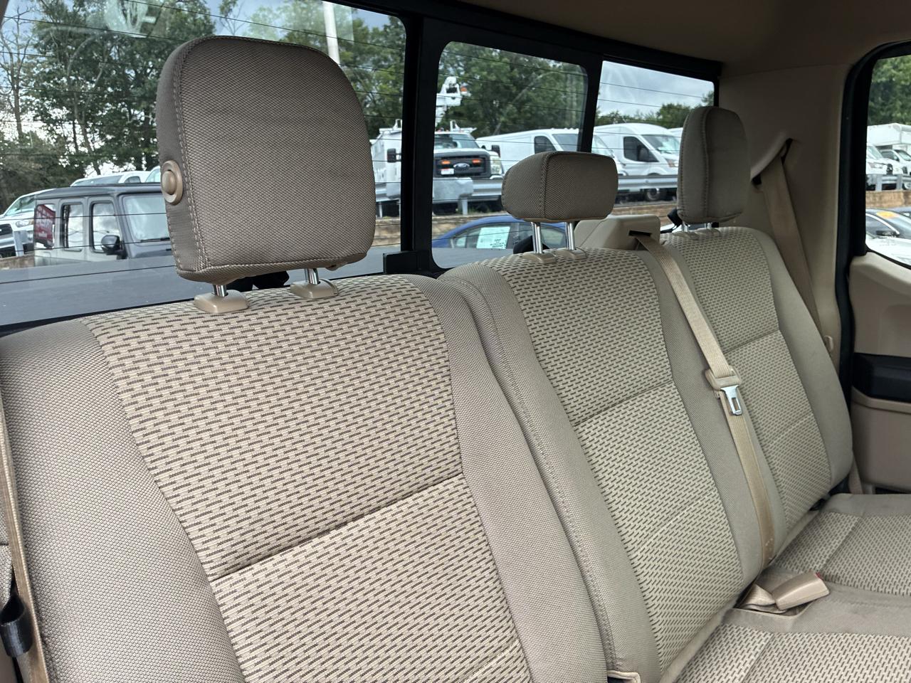 Ford F-150 XLT SuperCrew 5.5-ft. Bed 4WD 2015
