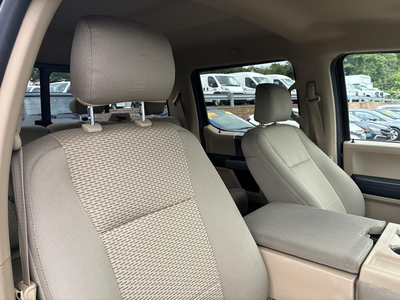 Ford F-150 XLT SuperCrew 5.5-ft. Bed 4WD 2015