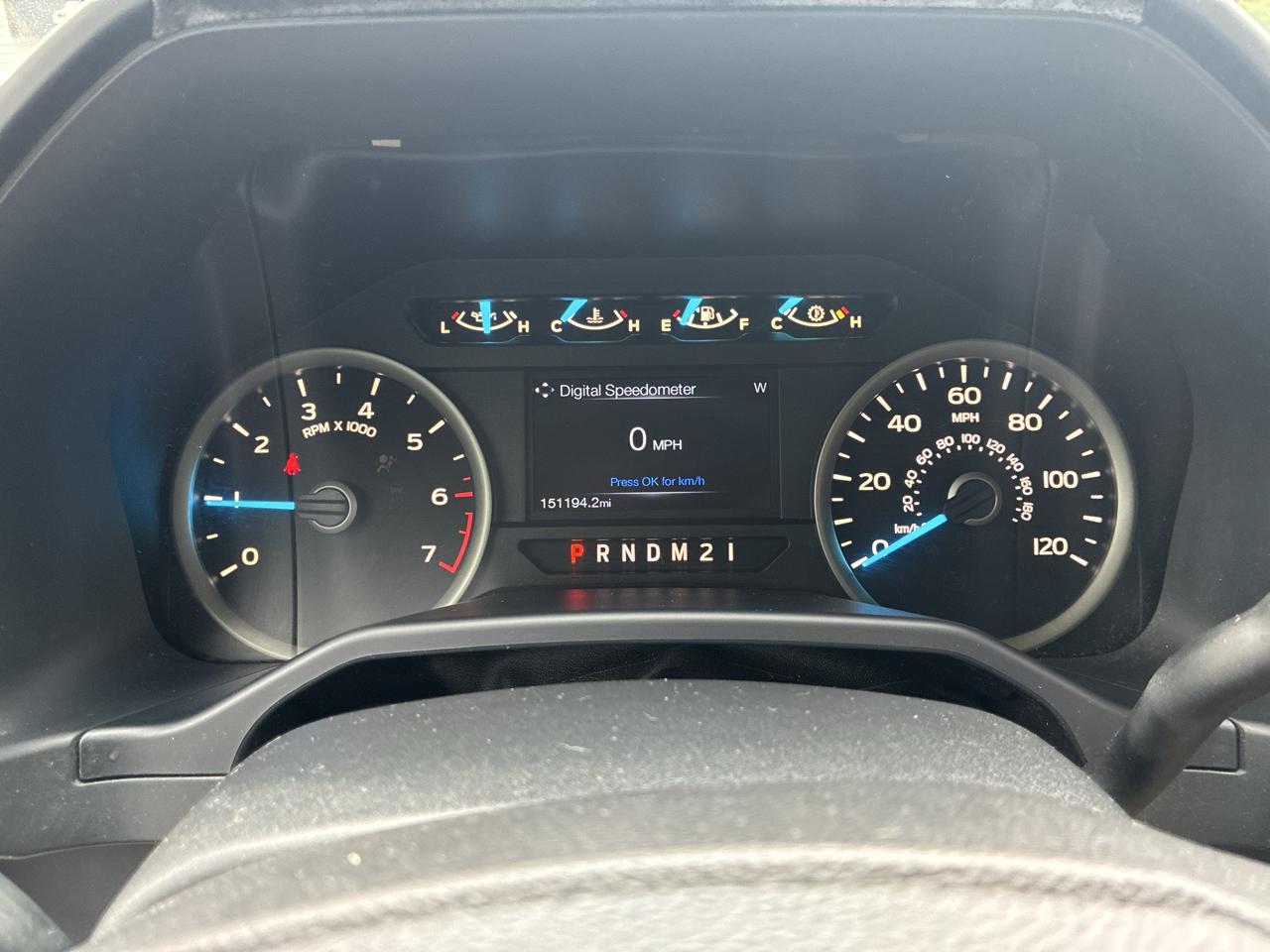 Ford F-150 XLT SuperCrew 5.5-ft. Bed 4WD 2015