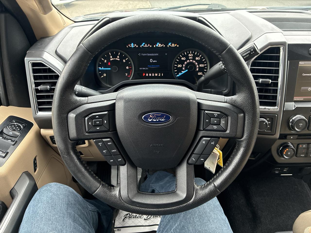 Ford F-150 XLT SuperCrew 5.5-ft. Bed 4WD 2015