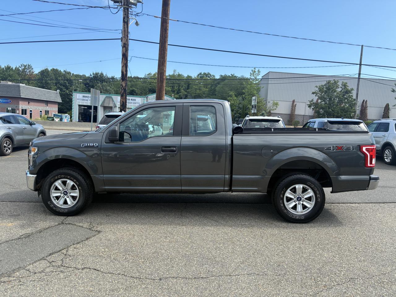Ford F-150 XL SuperCab 6.5-ft. Bed 4WD 2016