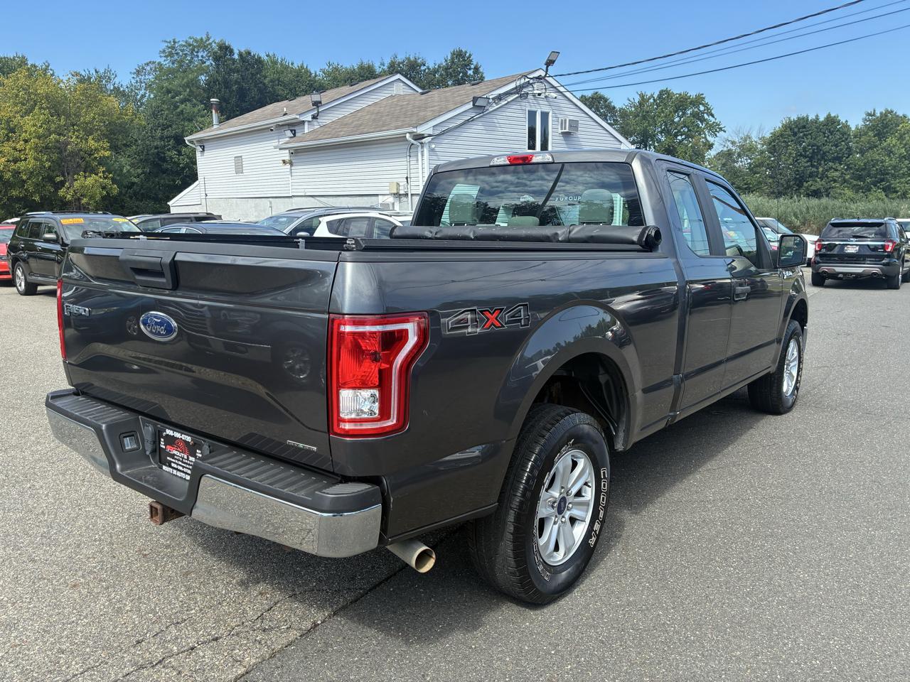 Ford F-150 XL SuperCab 6.5-ft. Bed 4WD 2016