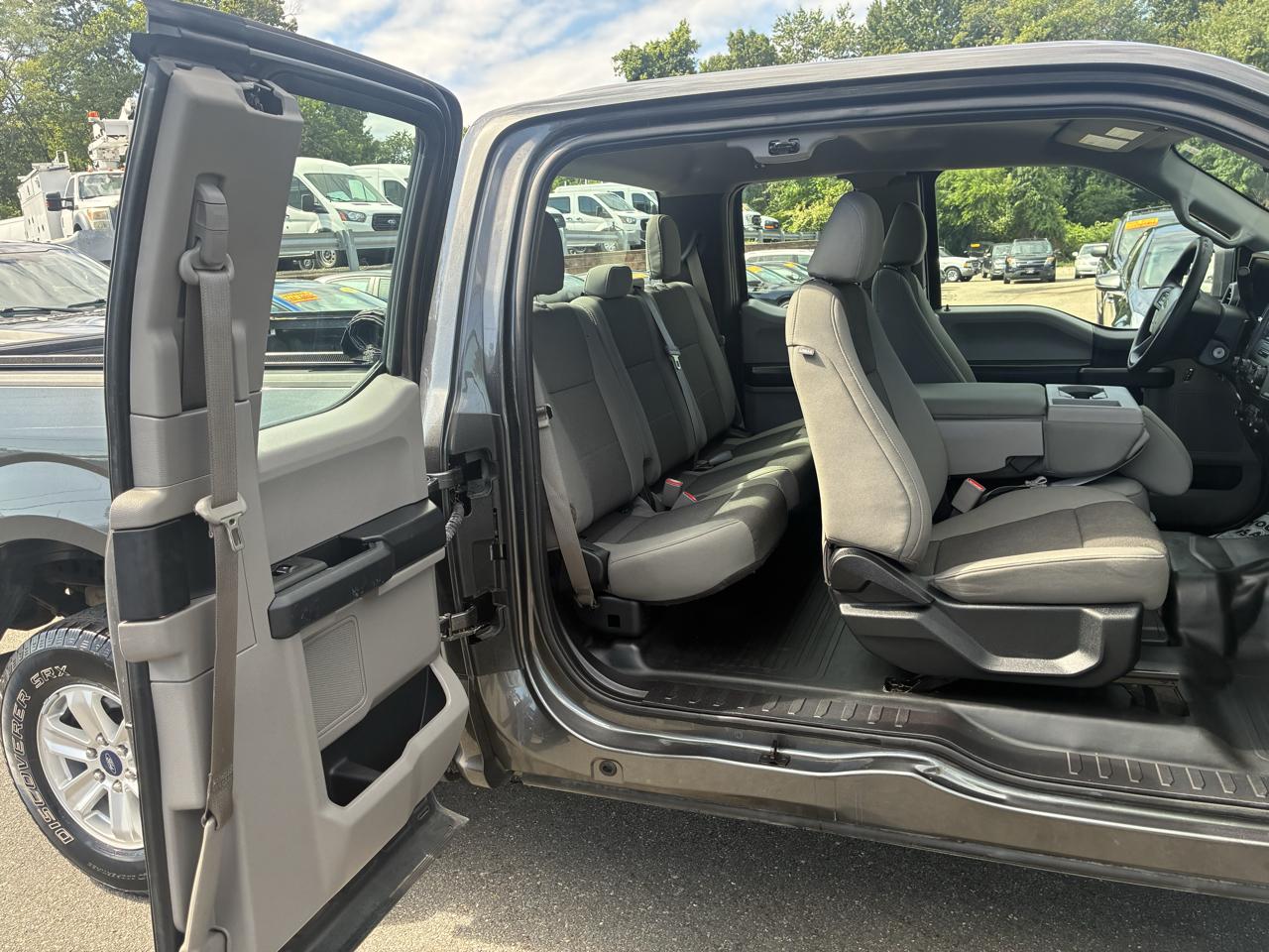 Ford F-150 XL SuperCab 6.5-ft. Bed 4WD 2016