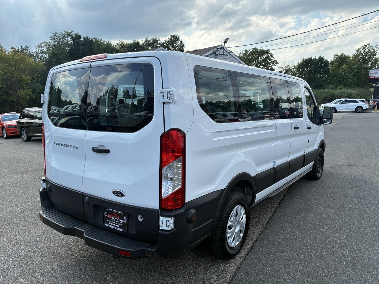 Ford Transit 350 Wagon Low Roof XLT 60/40 Pass. 148-in. WB 2019