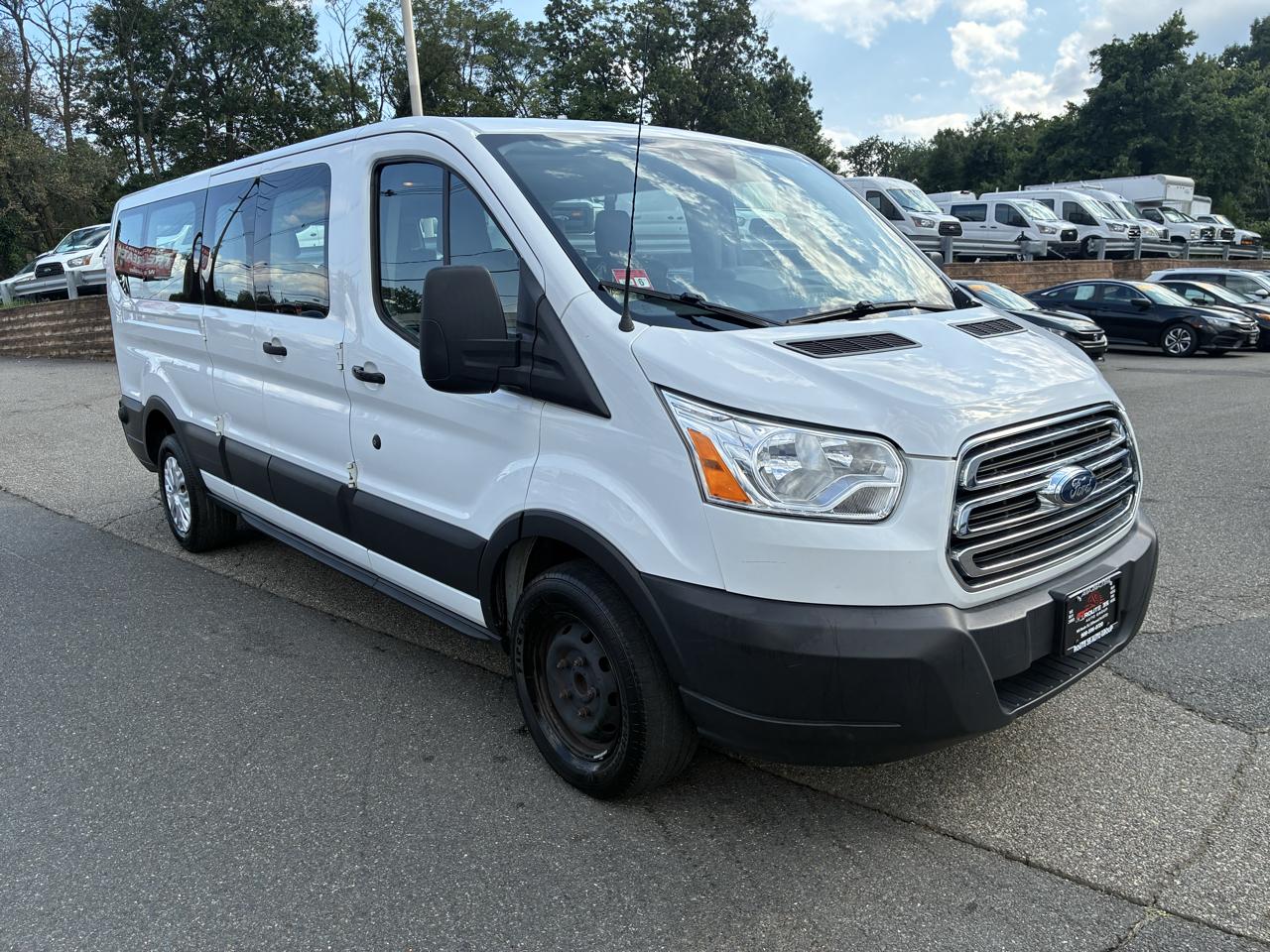 Ford Transit 350 Wagon Low Roof XLT 60/40 Pass. 148-in. WB 2019