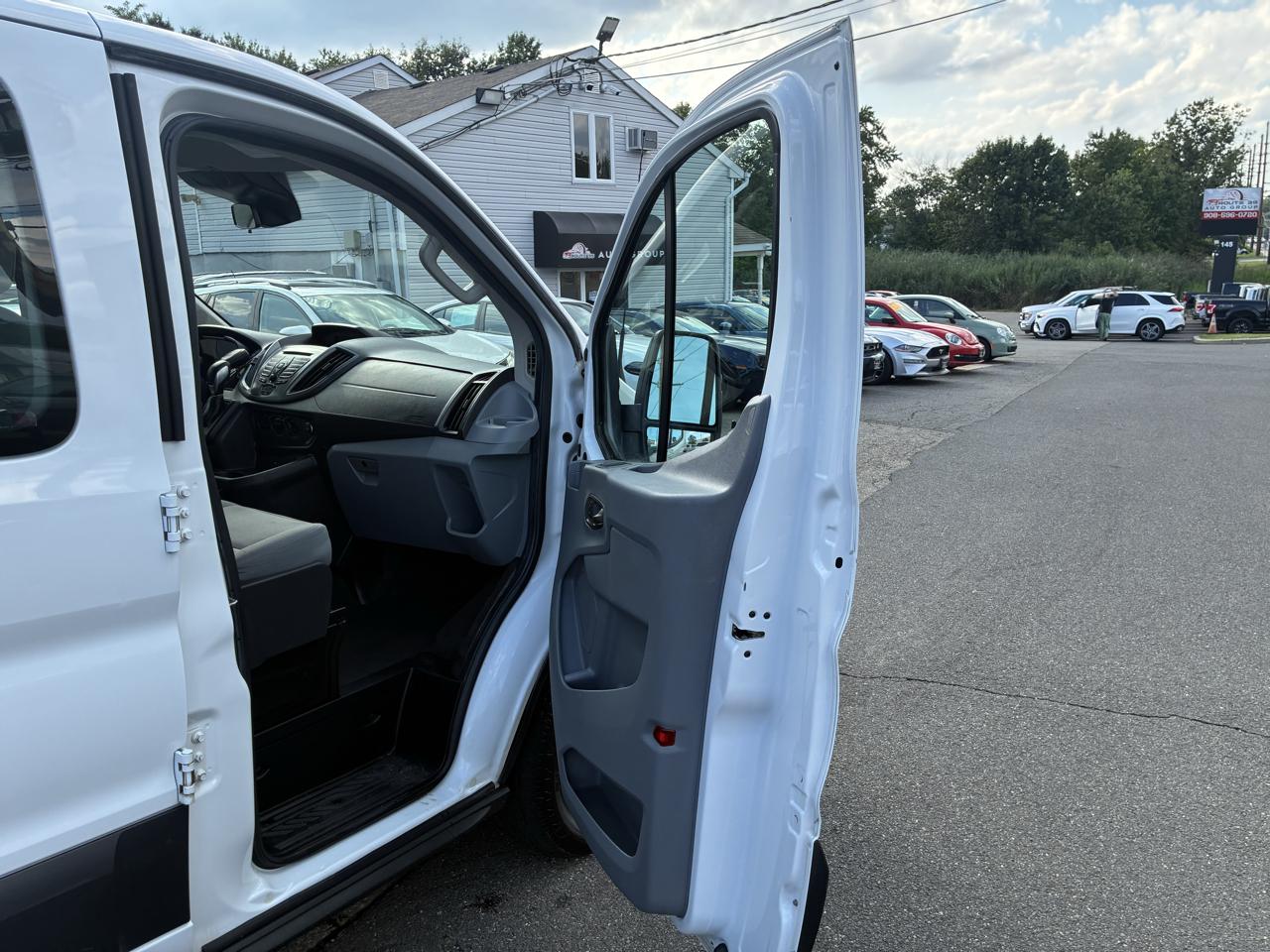Ford Transit 350 Wagon Low Roof XLT 60/40 Pass. 148-in. WB 2019