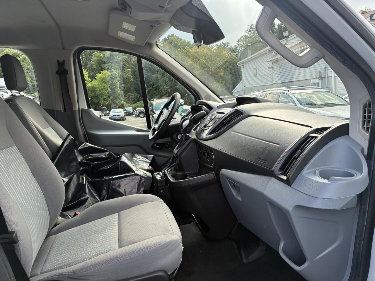 Ford Transit 350 Wagon Low Roof XLT 60/40 Pass. 148-in. WB 2019