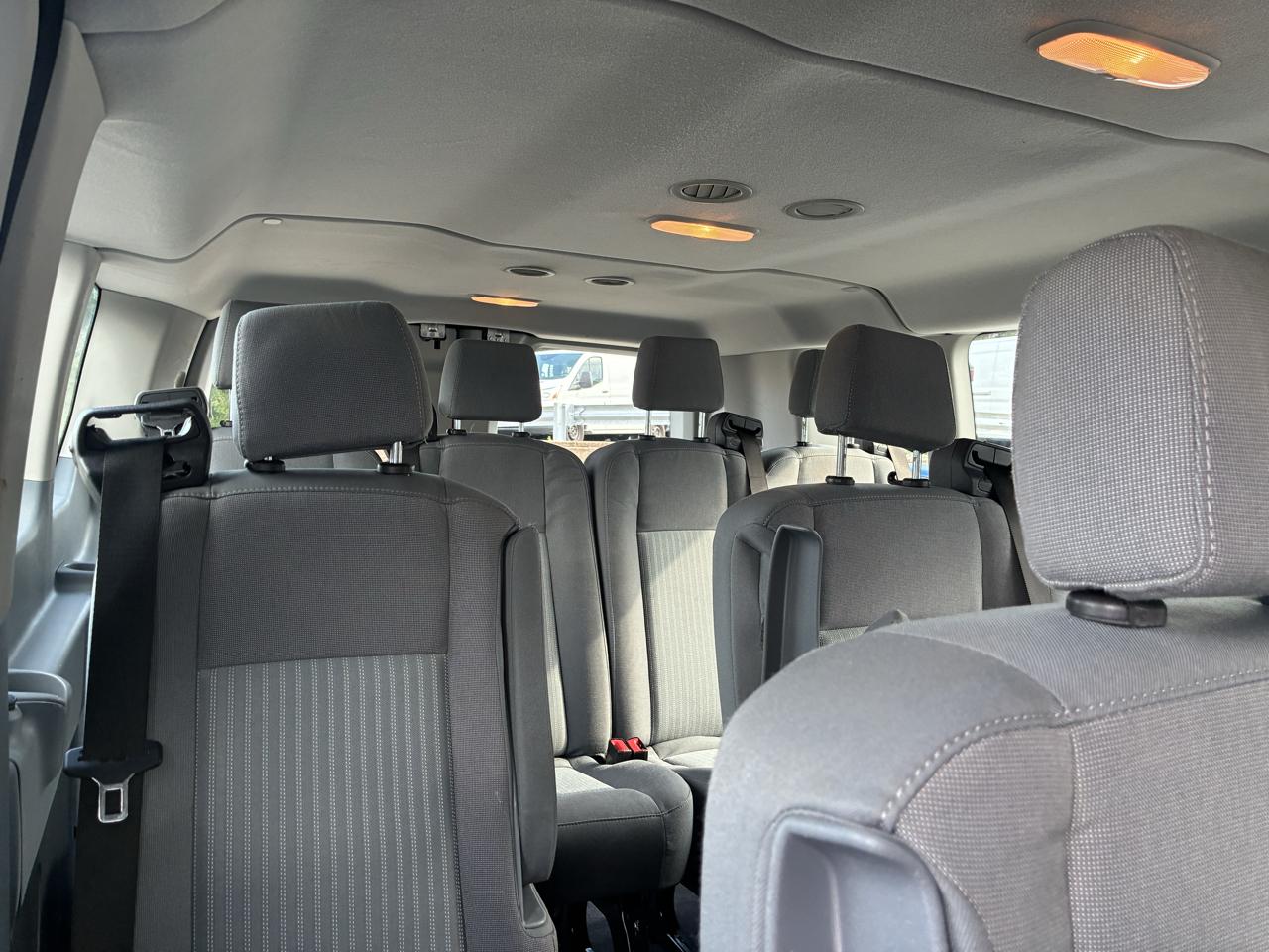 Ford Transit 350 Wagon Low Roof XLT 60/40 Pass. 148-in. WB 2019