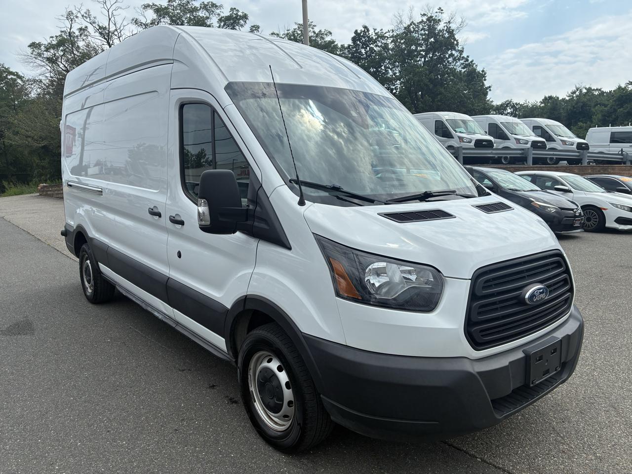 Ford Transit 250 Van High Roof w/Sliding Pass. 148-in. WB 2019
