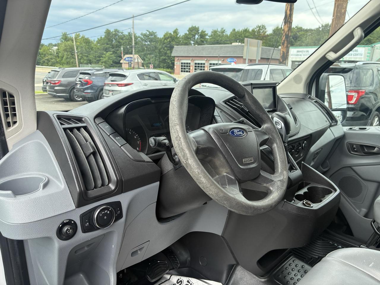 Ford Transit 250 Van High Roof w/Sliding Pass. 148-in. WB 2019