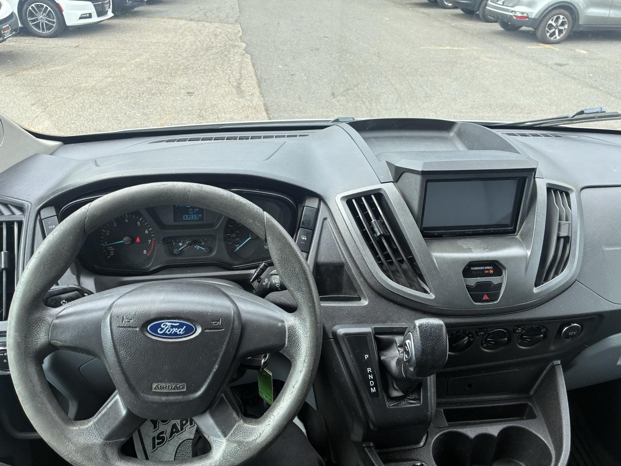 Ford Transit 250 Van High Roof w/Sliding Pass. 148-in. WB 2019