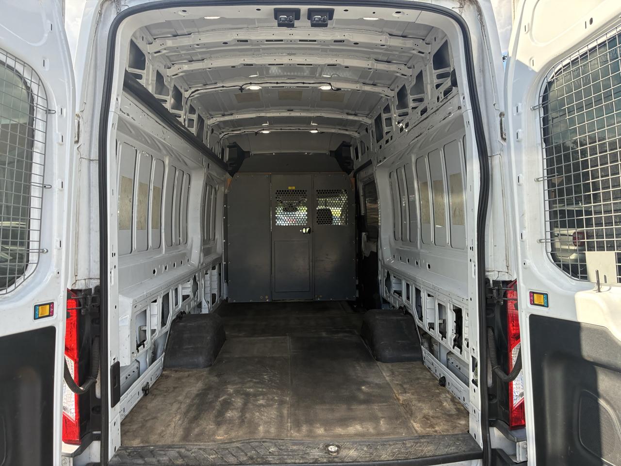 Ford Transit 350 Van HD High Roof 10360lb GVWR Pass. Slide EL 2018