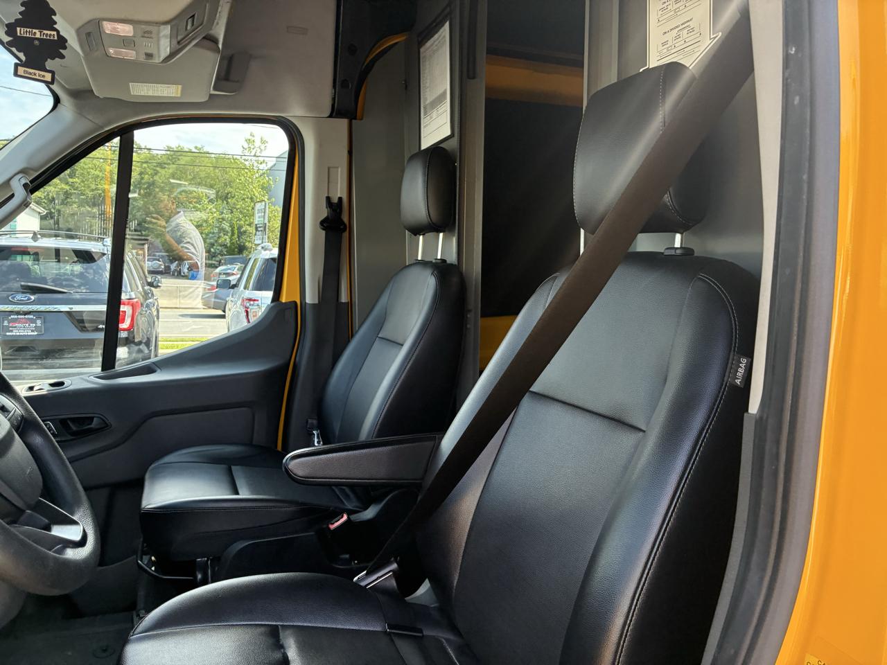 Ford Transit 250 Van 2023
