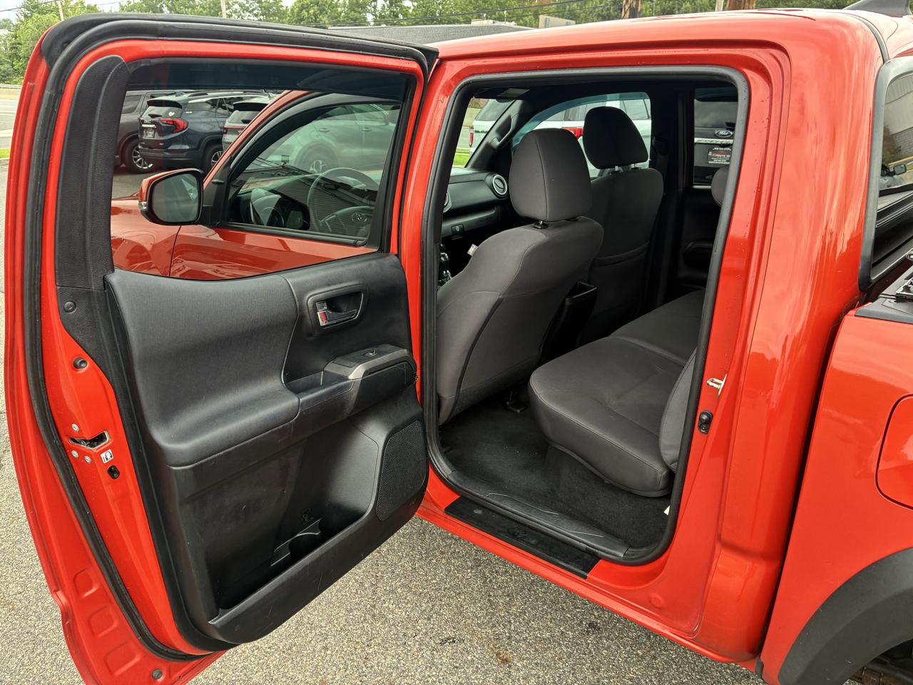 Toyota Tacoma SR5 Double Cab Long Bed V6 6AT 4WD 2016